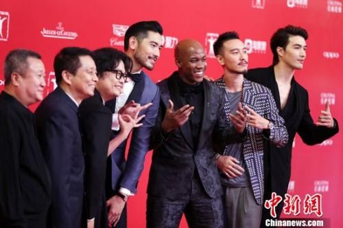 第20届上海国际电影节开幕 亚洲第一红毯星