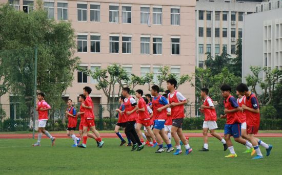 上海市青少年校园足球夏令营最佳阵容选拔办法