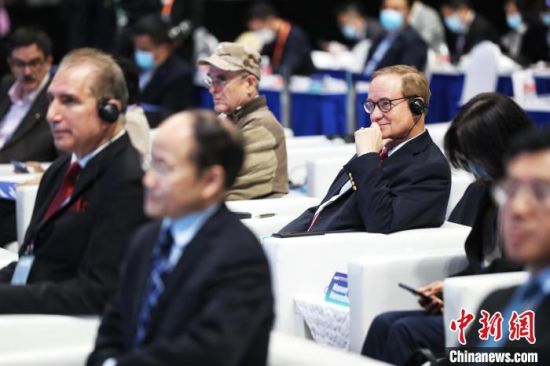 欧美同学会第二届中美经贸论坛在沪举办