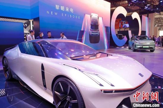 2023第二十屆上海國際汽車工業展覽會開幕 新能源汽車約占展量三分之二