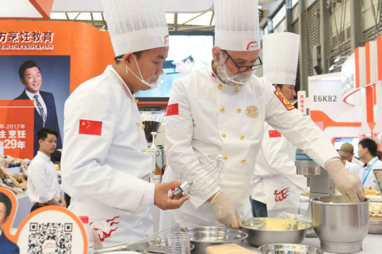 新东方烹饪教育强势出击上海国际烘焙展(图5)